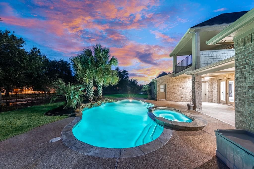 5719 Evening Oaks Ln Fulshear, TX 77441